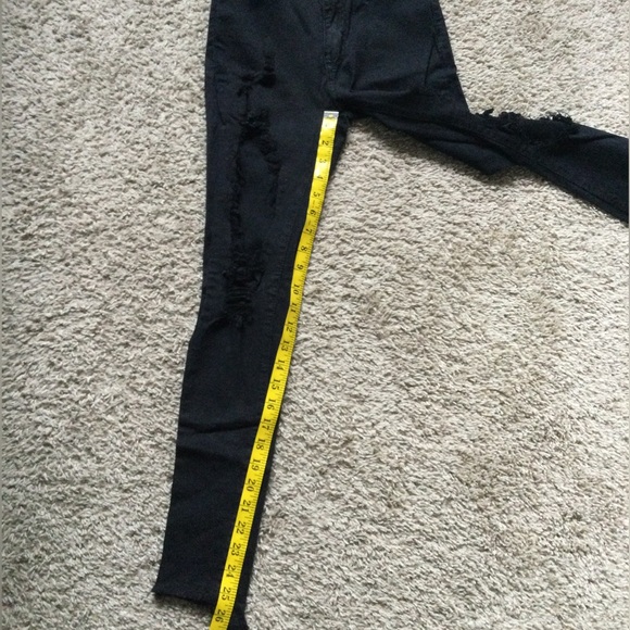 Fashion Nova Highwaisted Cutout Jeans - Picture 9 of 10